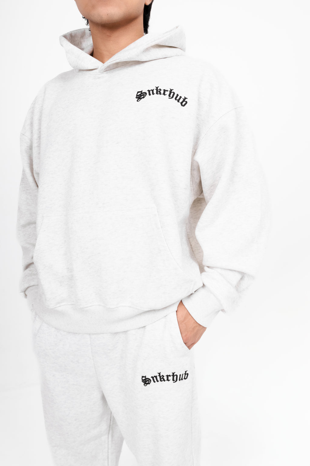 SNKRHUB  Old English Relaxed Wide-Leg Sweatpants – Heather Grey