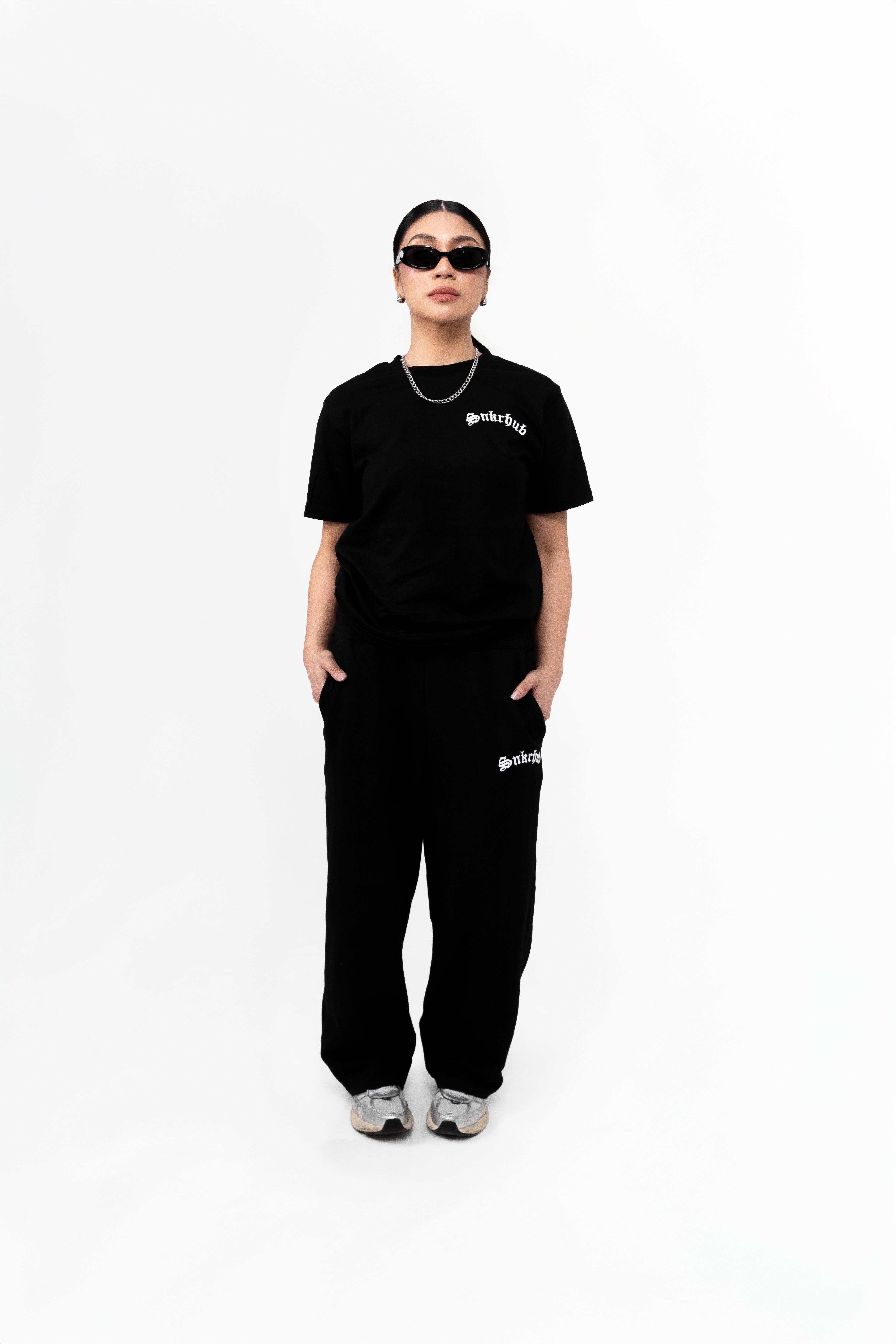 SNKRHUB Old English Boxy Tee – Black