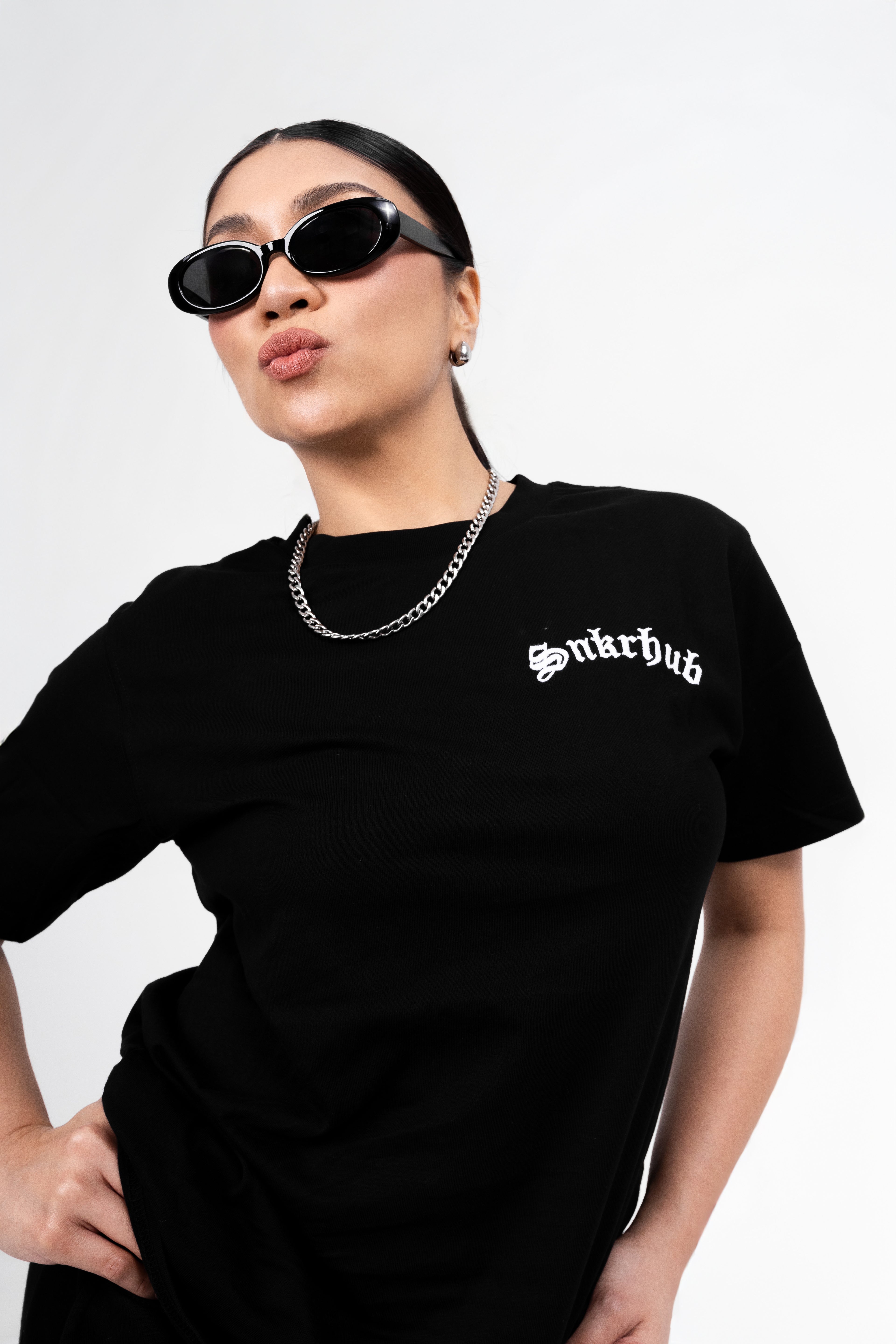 SNKRHUB Old English Boxy Tee – Black